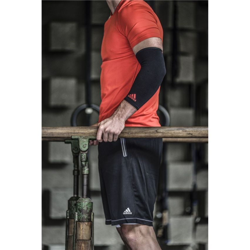 Elbow Support - Black/Red