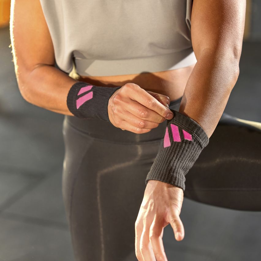 Wrist Protectors - 12cm - Black/Pink